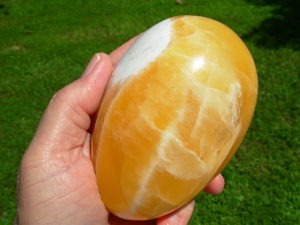 XL Amber Onyx Egg from Utah