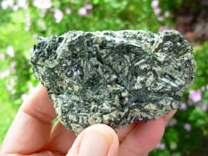 Actinolite in Talc