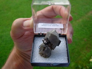 Brookite Crystals on Quartz from Magnet Cove