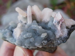 Heulandite on Quartz from Ahmednagar, India