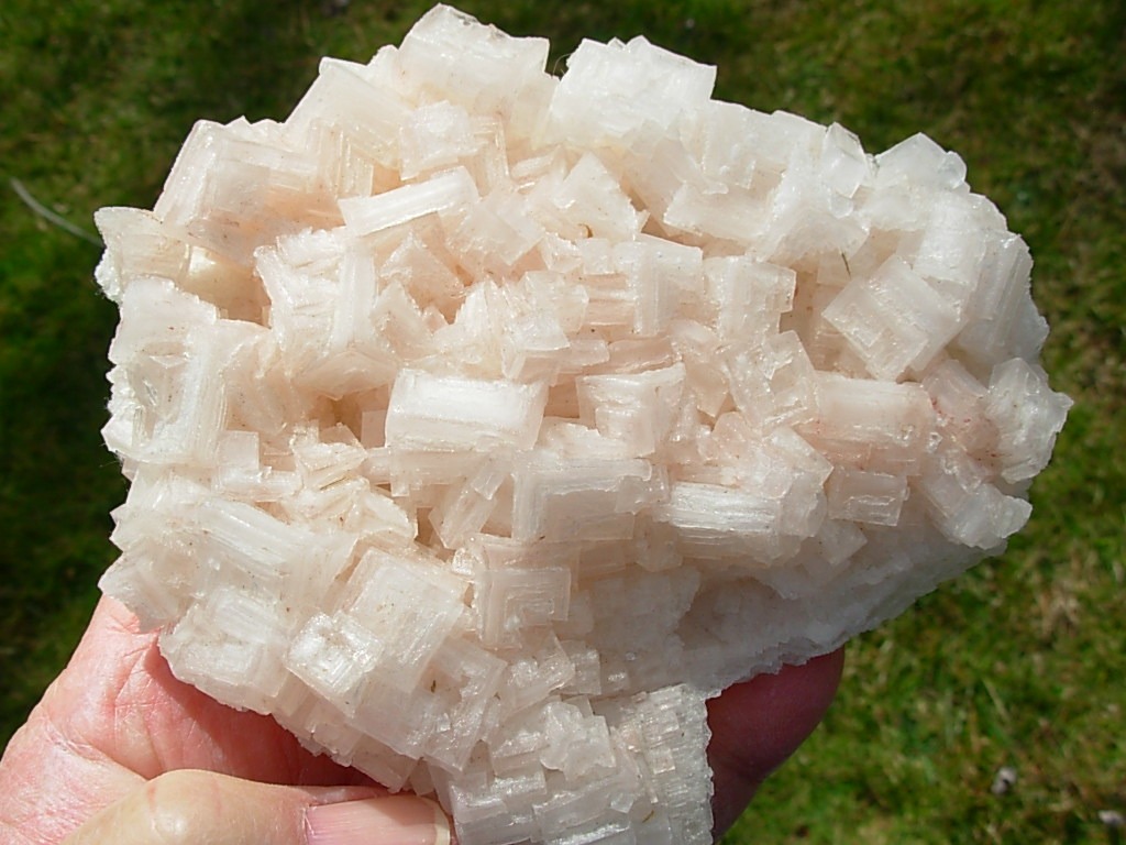 Hoppered Pink and Clear Halite from Searles Lake