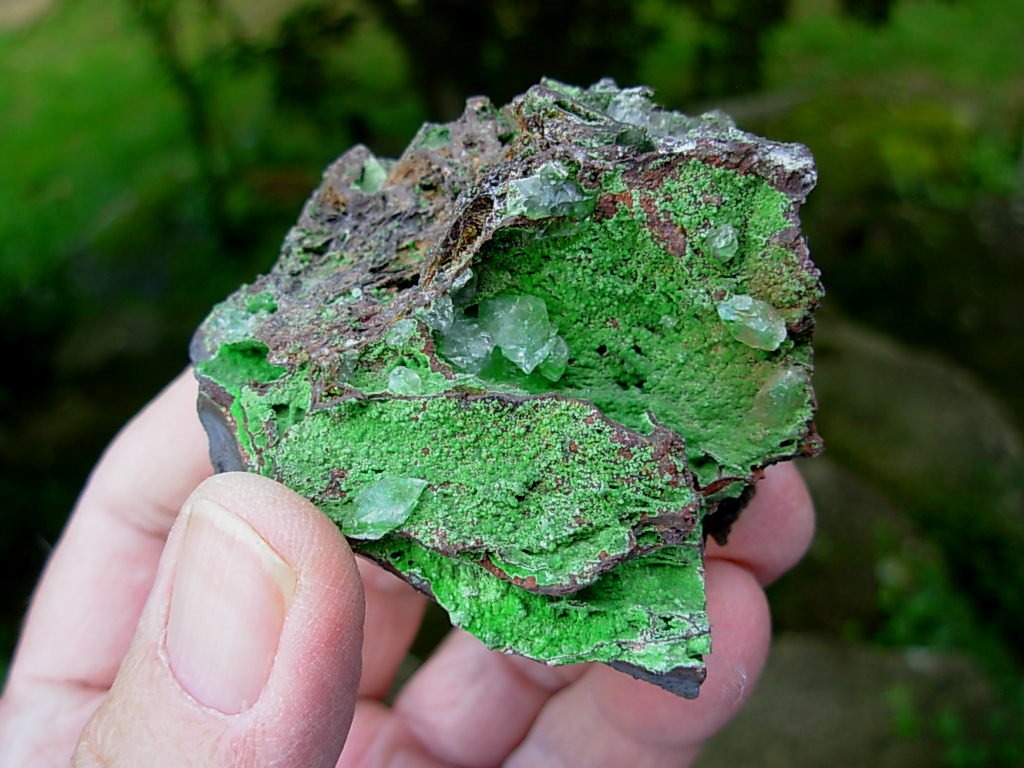 Old Stock Calcite on Conichalcite