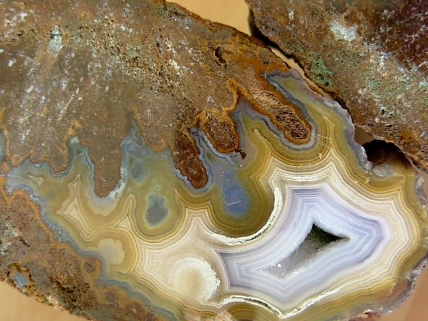 Pseudo Mexico Coyamito Agate Pair