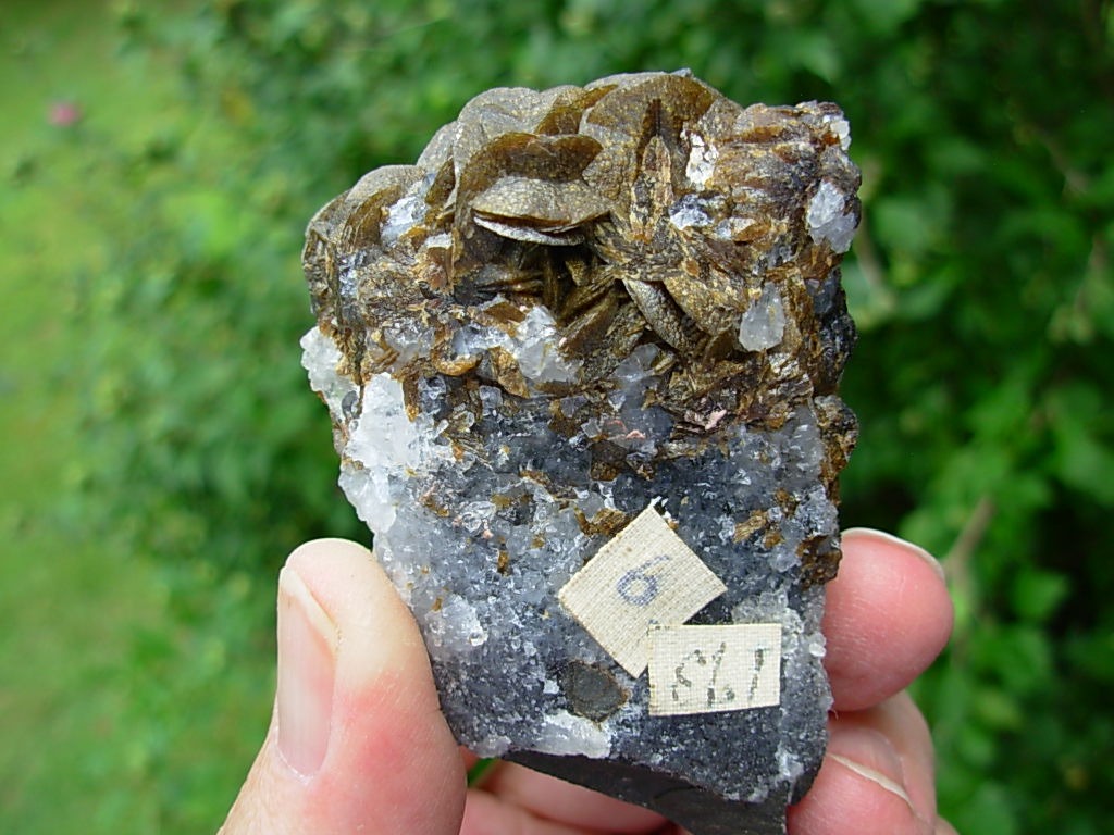 Siderite and Quartz from the Meiseberg Mine