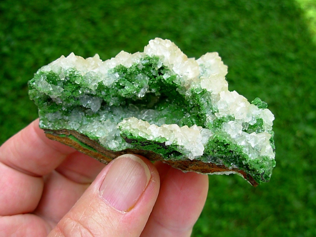 Superb Old Stock Calcite on Conichalcite