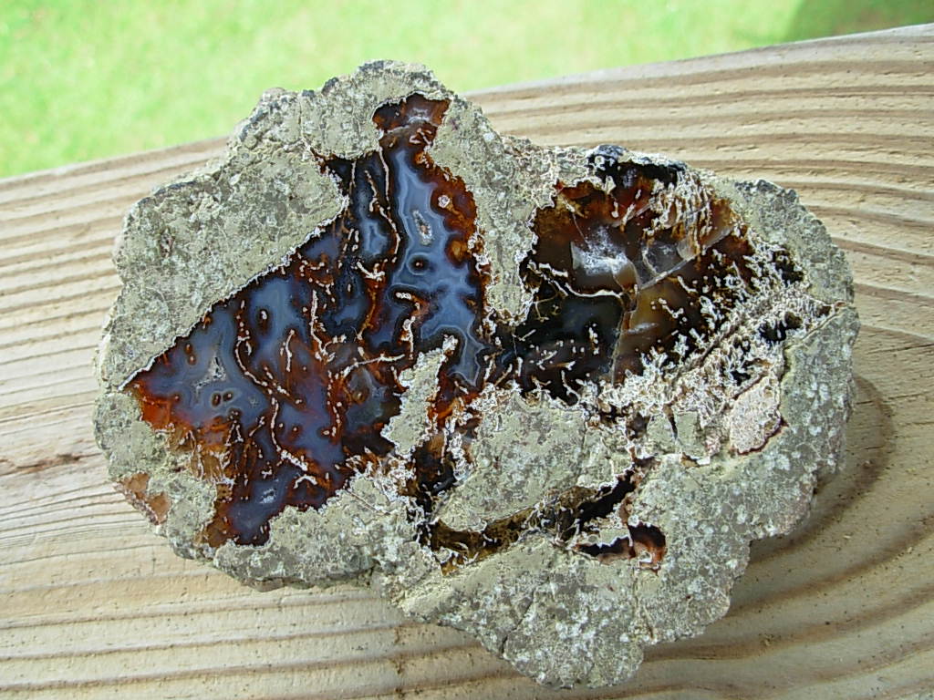 Lucky Strike Mine Thunderegg Polished Half