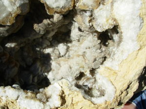 19 lb Lewis County Missouri Pokerchip Calcite XL Geode