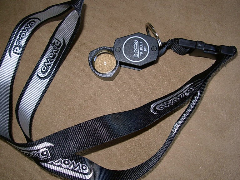 BelOMO 10X Triplet Magnifying Loupe with Lanyard