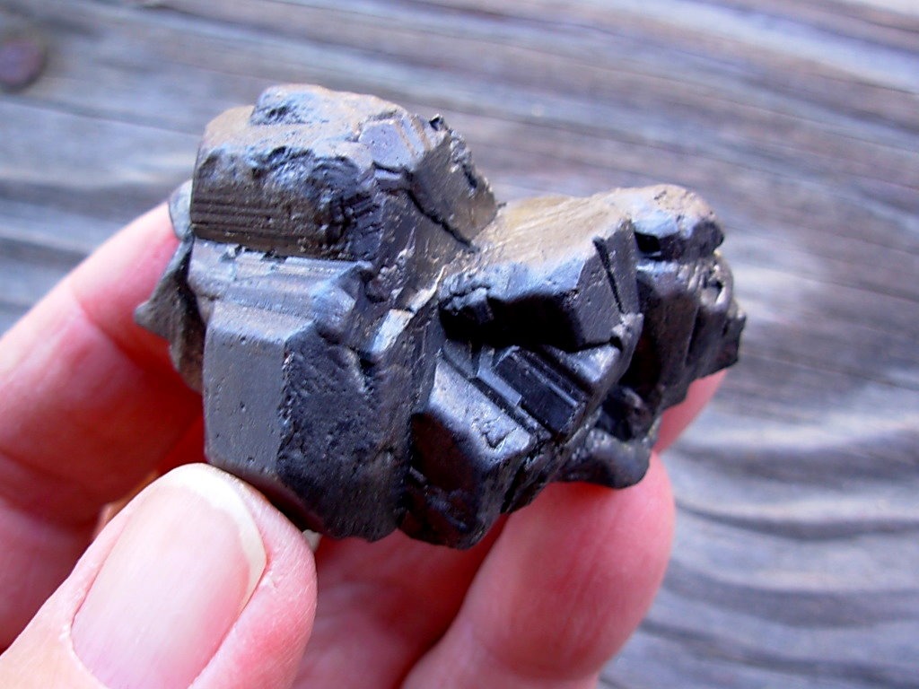 Bournonite_Mine_Les_Malines_Gard_France_10_