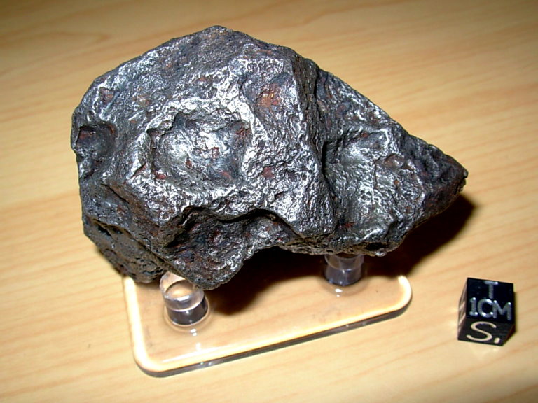 Campo del Cielo 586g with Thumbprints