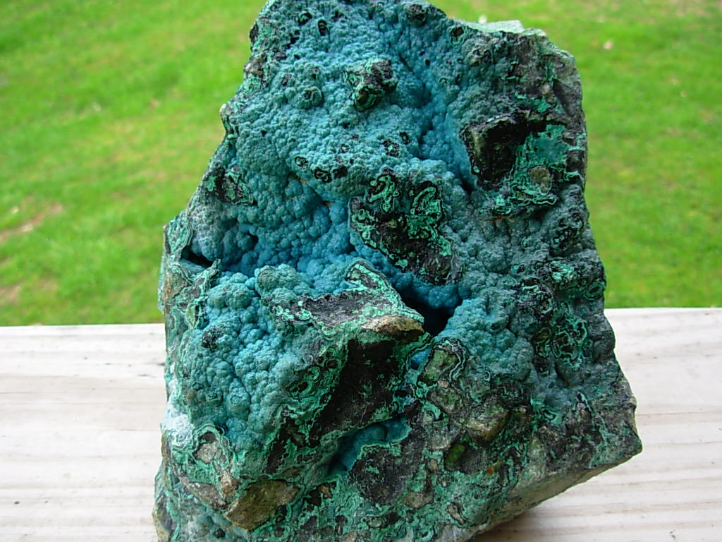 Large Rough Stock Specimens