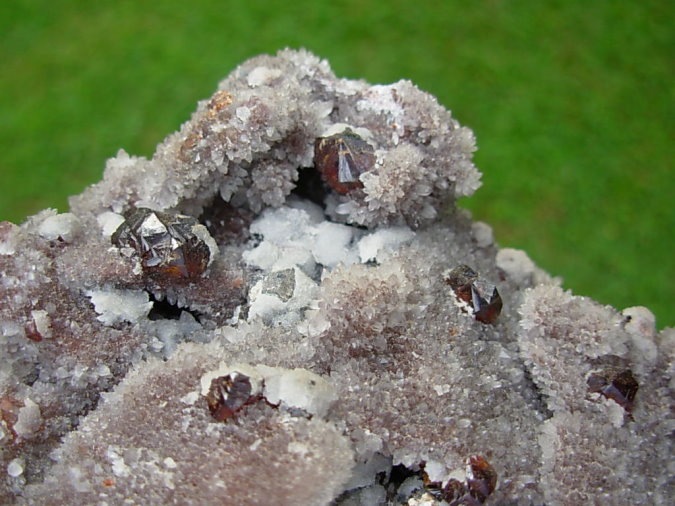 XL Sphalerite on drusy Quartz from Shuikoushan Mine, China