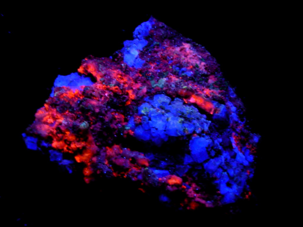 Fluorite in Matrix from Fluorite Ridge NM