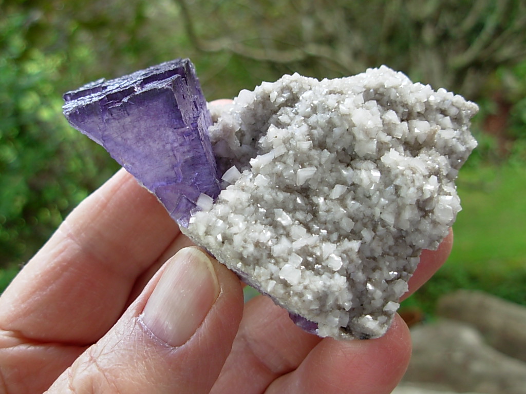 Zoned Purple Fluorite and Quartz on Dolomite from the Elmwood Mine