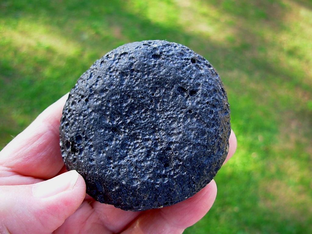 Old Stock 186g Patty Indochinite Tektite