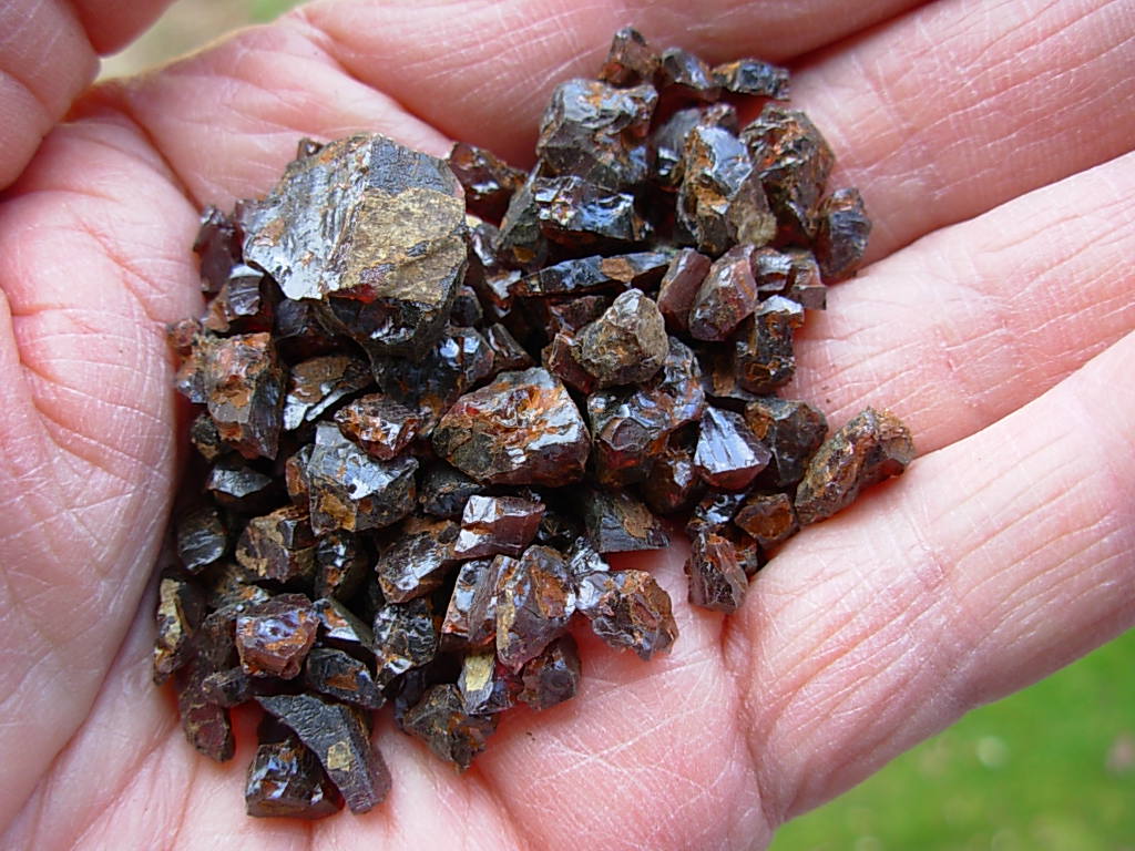Garnets from Little Pine Mine, NC