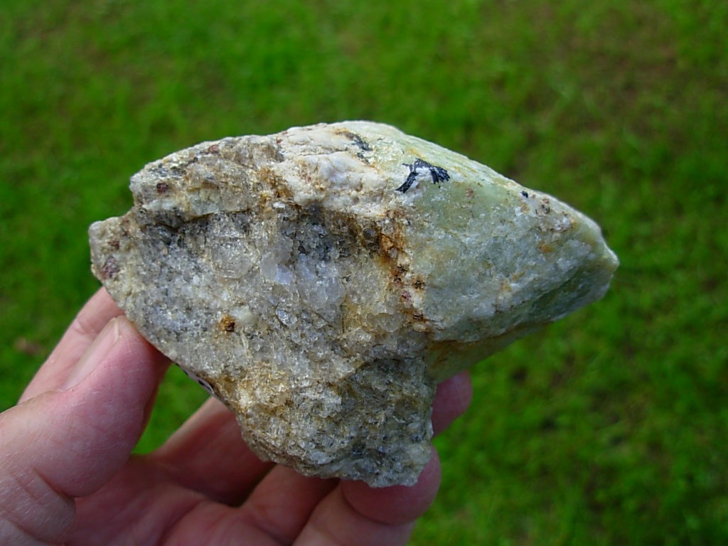 Beryl in Albite Quartz Matrix with Minor Schorl Ray Mine