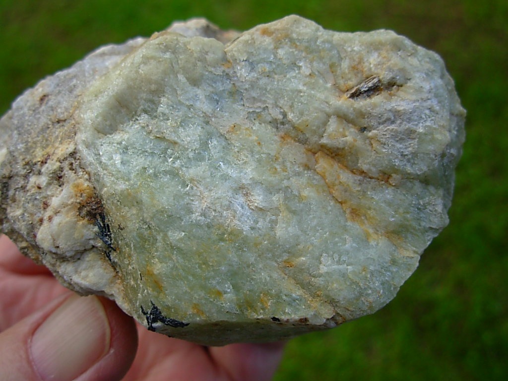 Beryl in Albite Quartz Matrix with Minor Schorl Ray Mine