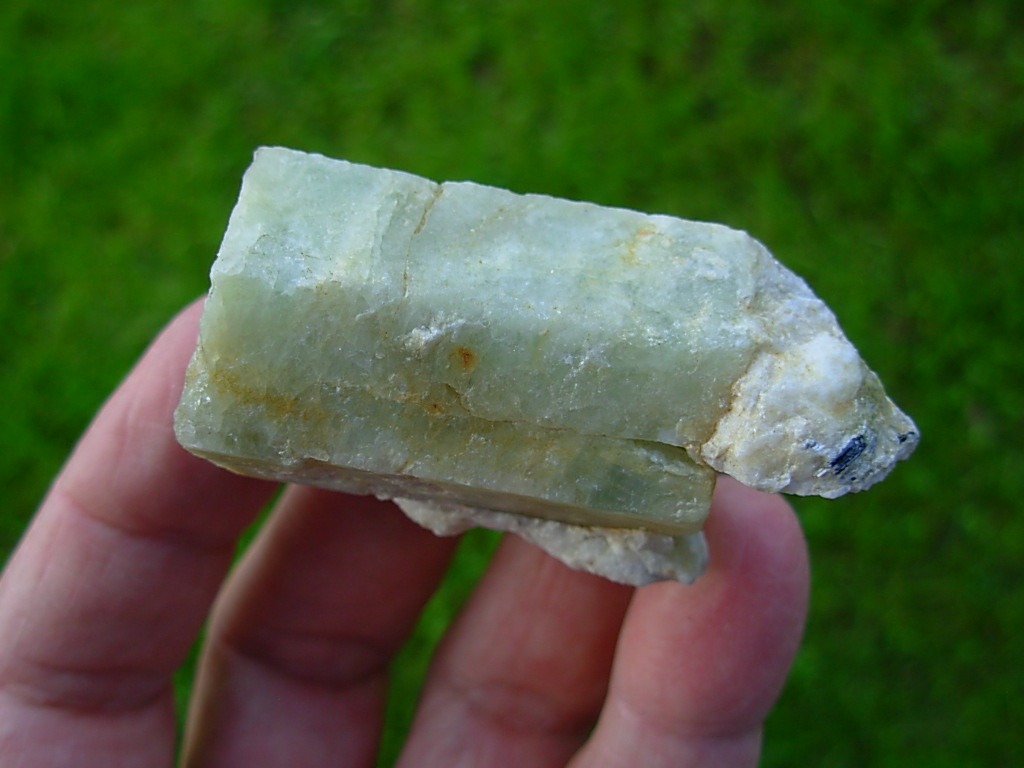 Beryl in Albite Quartz Muscovite Matrix Ray Mine