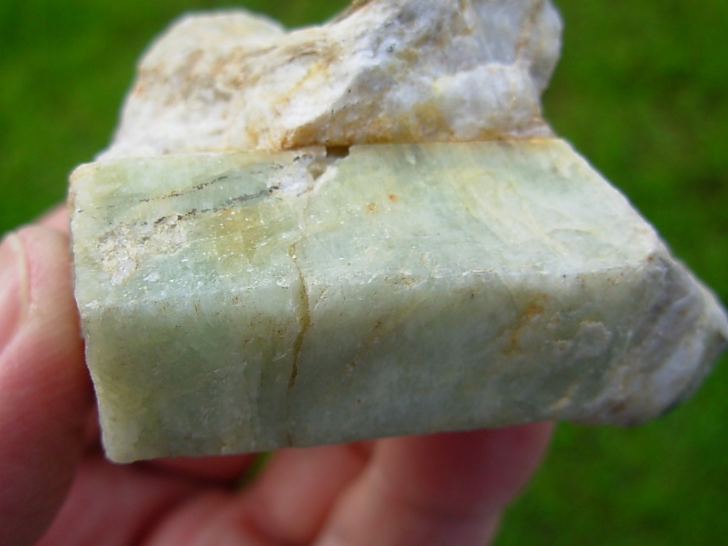 Beryl in Albite Quartz Muscovite Matrix Ray Mine