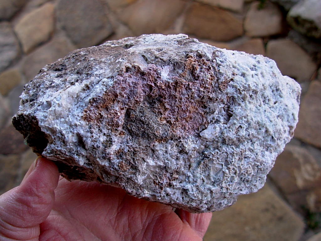 Fluorescent Minerals Arizona – Spirit Rock Shop