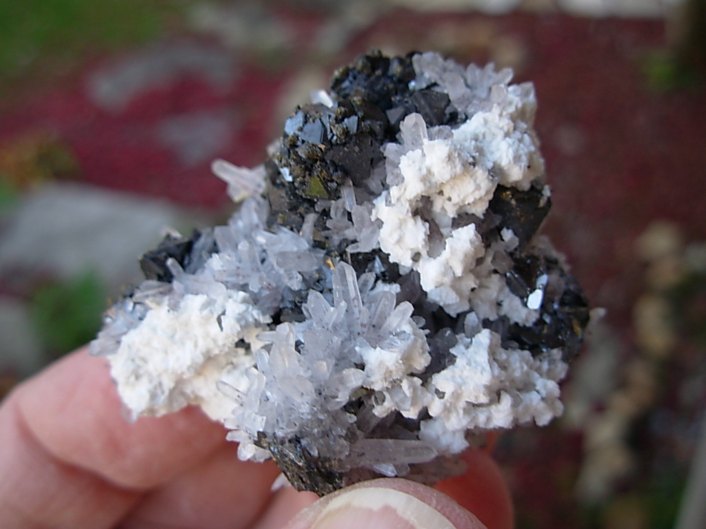 Quartz Barite and Sphalerite from Bulgaria
