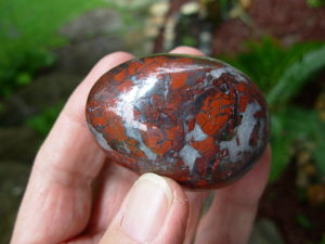 Brecciated_Jasper_Hematite_and_Quartz_Egg_4_