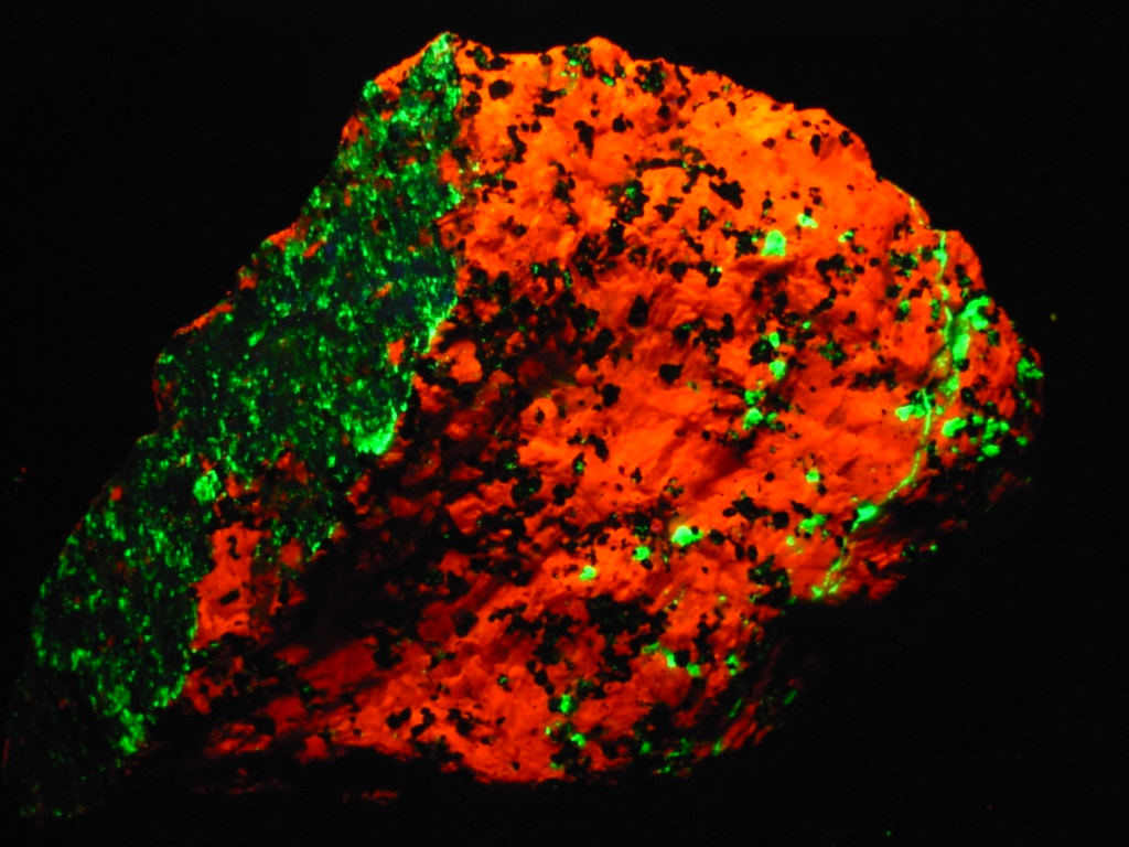 Fluorescent Minerals – Spirit Rock Shop