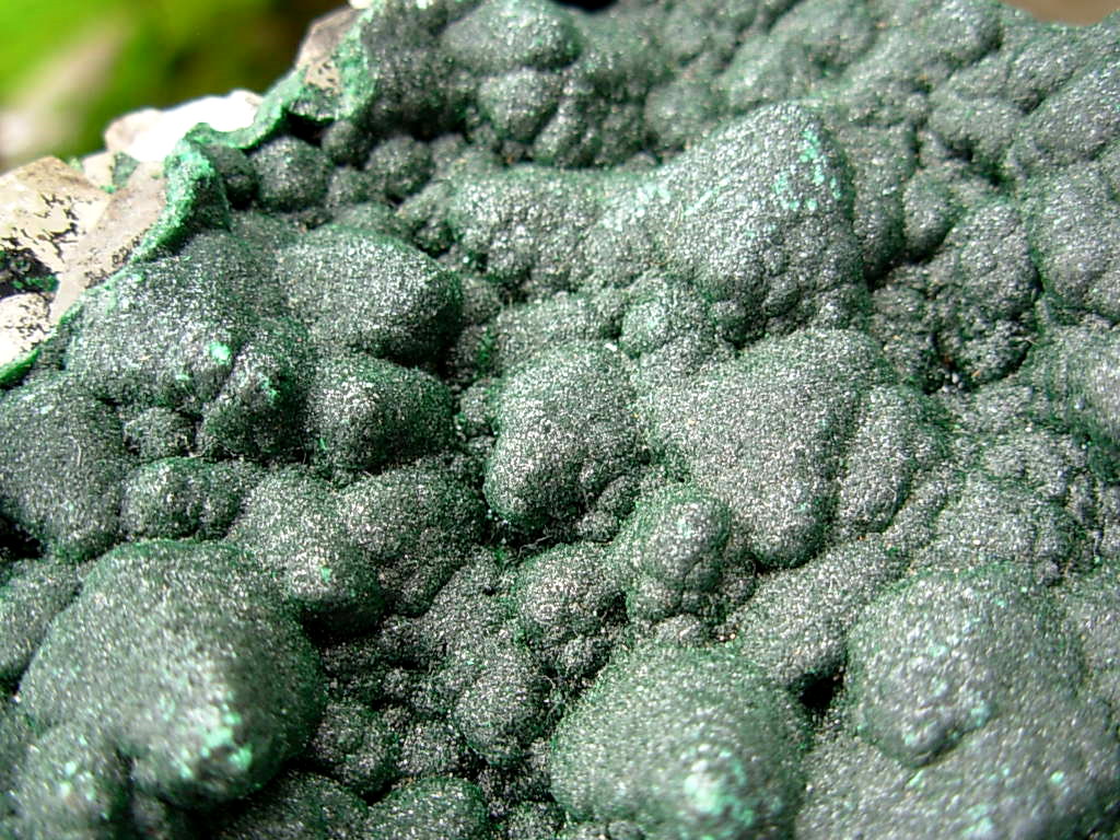 Malachite_on_Quartz_D_6_