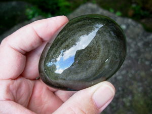 Silver_Sheen_Obsidian_Egg_1_