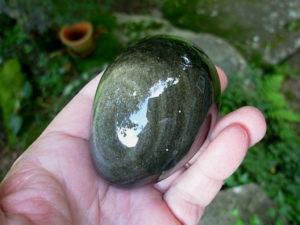 Silver_Sheen_Obsidian_Egg_8_