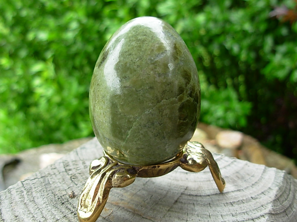 Vesuvianite_Egg_3_