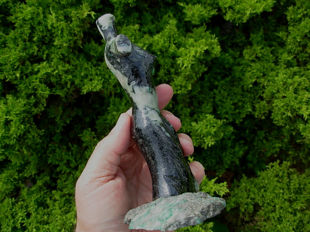 Carved_Emerald_040_Columbian_Art