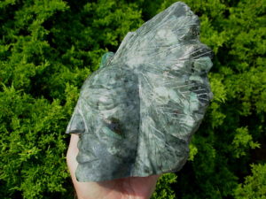 Carved_Emerald_048_Columbian_Art