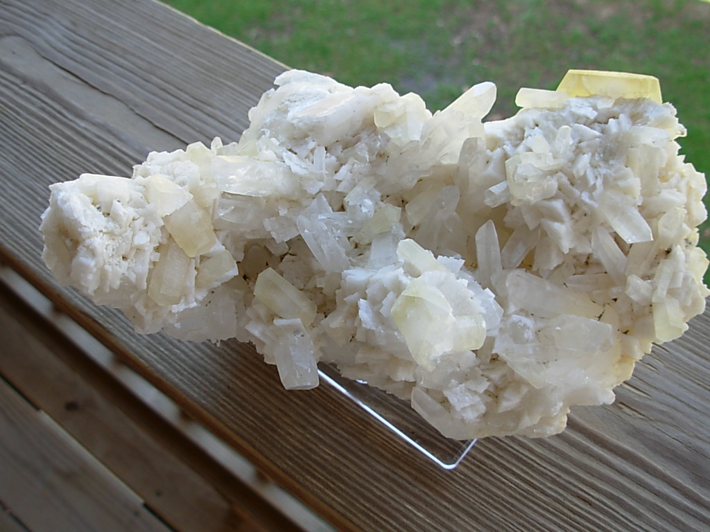 Calcite Dolomite and Quartz (22)