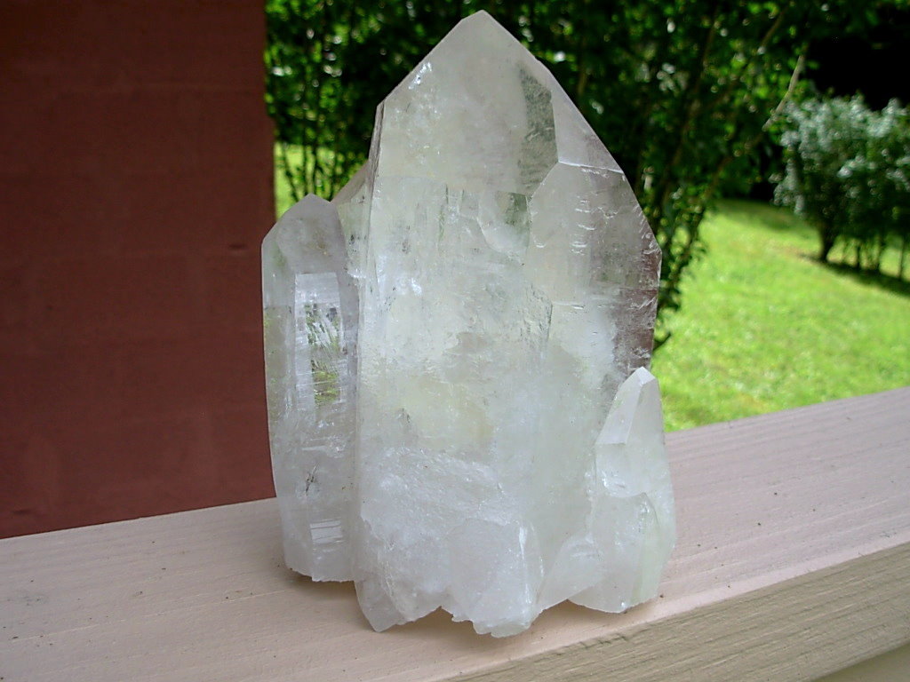 12a Quartz Crystal (5)