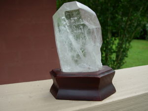 17a Quartz Crystal (4)