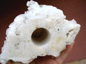 21a Quartz Crystal (1)