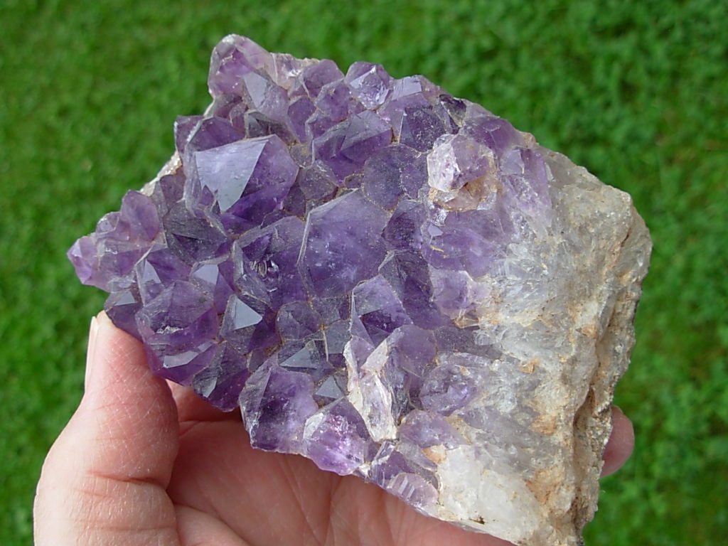 62 Amethyst (3)