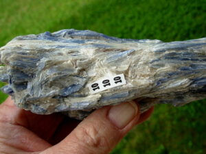 Kyanite 10 (1)