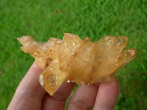 Tangerine Aura Quartz 10 (5)