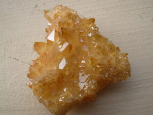 Tangerine Aura Quartz 9 (2)