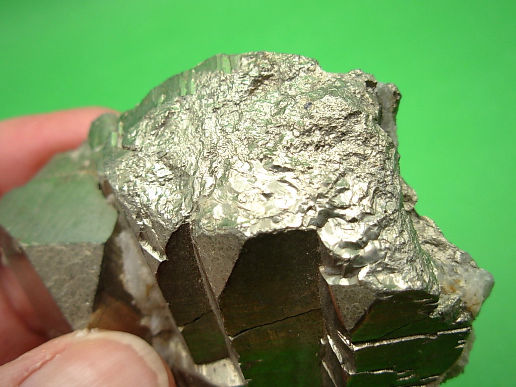Pyrite recrystalization
