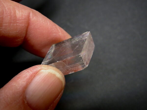 Optical Calcite Clear #13 Rough 6.5g - Image 3