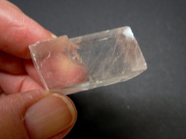 Optical Calcite Clear #19 Rough 21.5g - Image 3