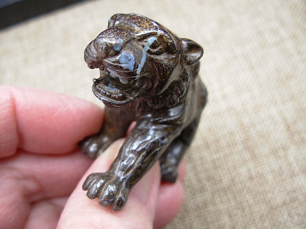 Boulder Opal Carved Gem Lion from Winton, Queensland, Australia - Image 8