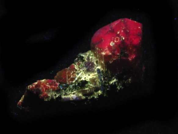 Fluorescent 12 Scapolite and Pyroxene with additional Chondrodite