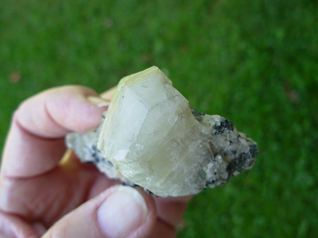 Fluorescent 12 Scapolite and Pyroxene with additional Chondrodite - Image 4