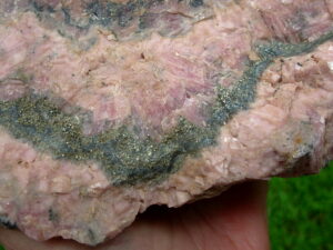 Rhodochrosite 1 (12)