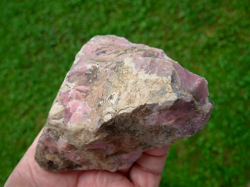 Rhodonite Rough 1 from Canada - Image 3
